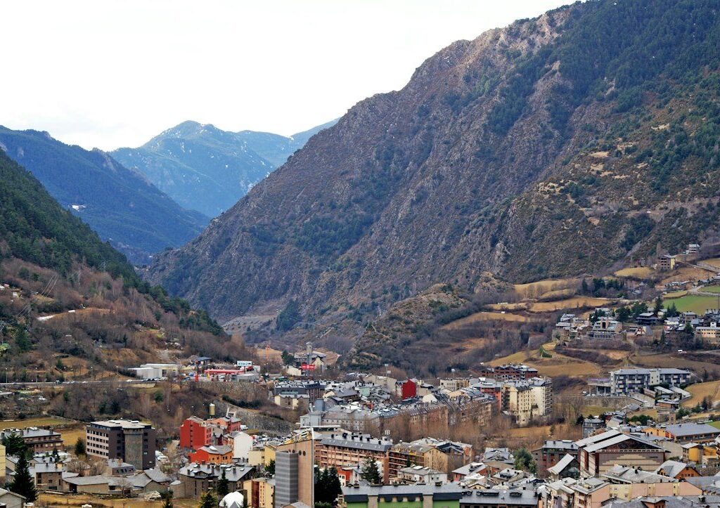 Comparativa bancs Andorra - Aparcand